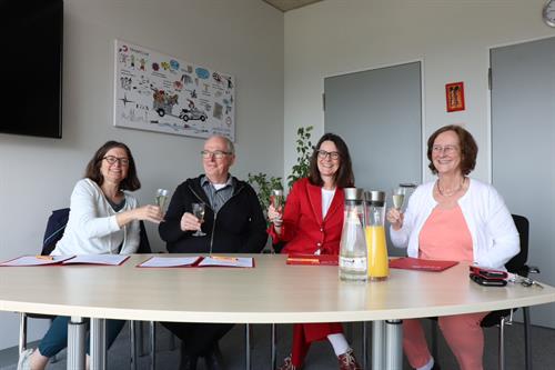 Unterzeichnung der Dienstvereinbarung zu ortsungebundenem Arbeiten